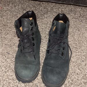 youth/women’s timberlands